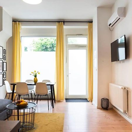 Kudamm Plus Ac Plus Selfcheckin Plus Free Street Parking Berlin Exterior photo