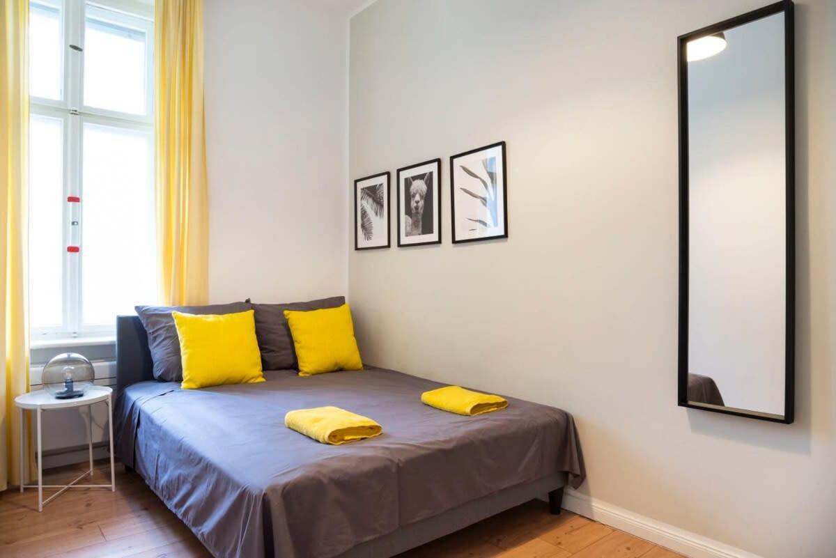 Kudamm Plus Ac Plus Selfcheckin Plus Free Street Parking Berlin Exterior photo